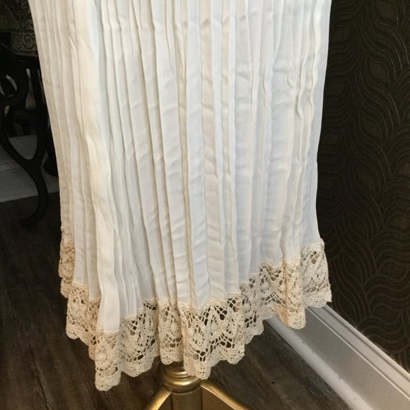 Vintage Mirrors cream crochet gathered top skirt - Picture 7 of 8